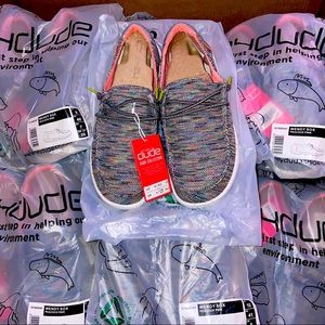 Heydudes Wendy Peacock Pink. Price is Firm